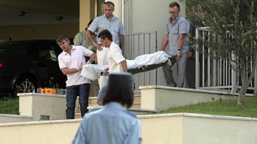 Разстреляха гръцки журналист с 20 куршума