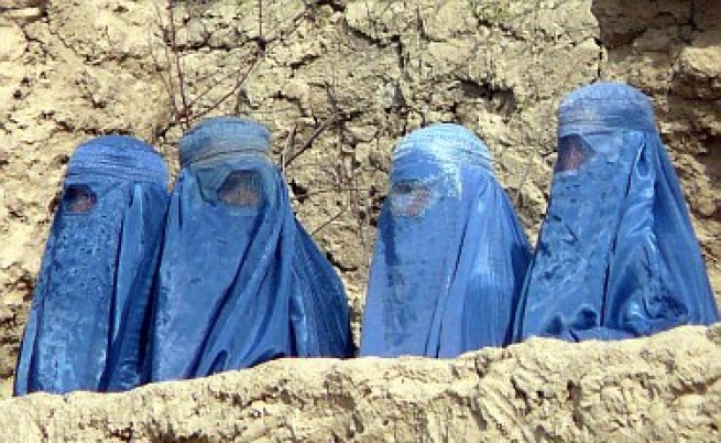 Талибани екзекутираха бременна вдовица