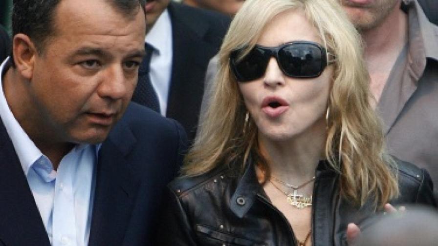 Съдят Мадона заради модната й марка