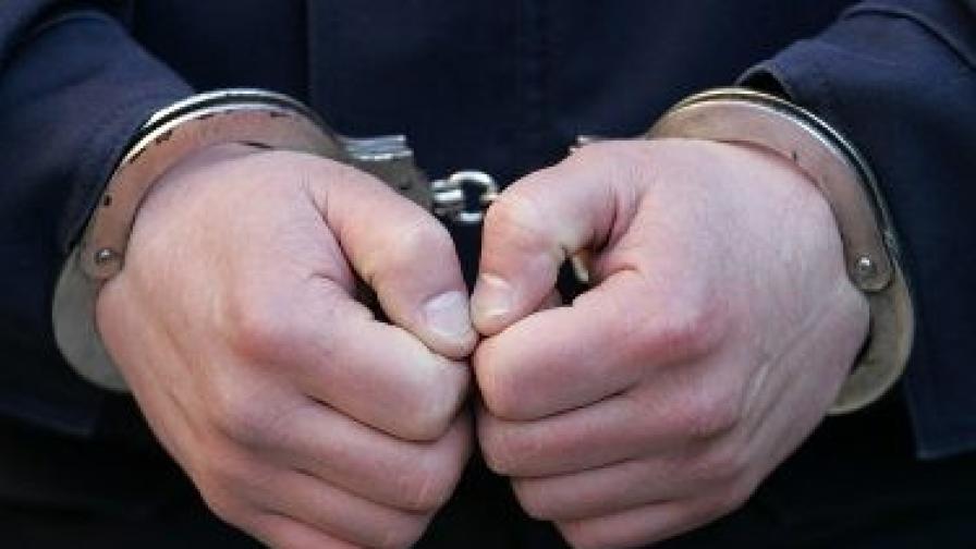 Научни работници в педофилски скандал