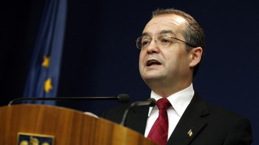 Румънският премиер уволни петима министри