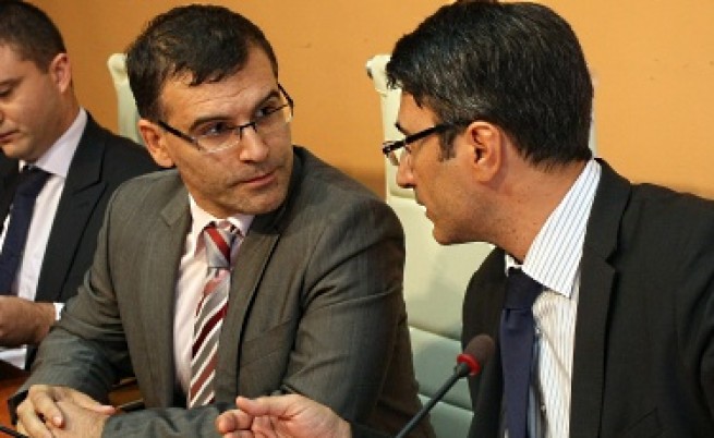  Симеон Дянков (ляво) и Трайчо Трайков по времето, когато бяха министри в кабинета 
