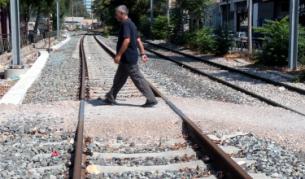 ЖП релсите в съседна Гърция днес пустеят