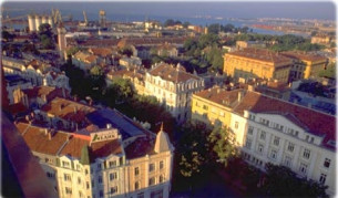 Групата се е сдобивала незаконно с апартаменти в суперцентъра и широкия център на Бургас