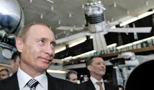 В популяризирането на "Глонасс" дейно участие взима самият руски премиер Владимир Путин