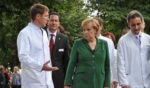 Германия признава 300 хил. дипломи на имигранти