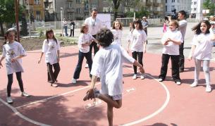 Разкриха черен бизнес с извинителни от физическо