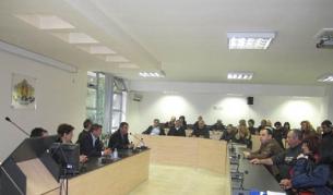 На срещата в Община Несебър, собствениците на незаконните градежи обещаха сами да ги разрушат след като мине зимата