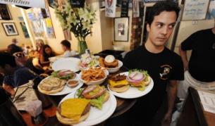 В кои професии работят най-много без договор