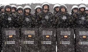 Испански войници от състава на ЮФОР по време на учение в Сараево през март 2010 г.