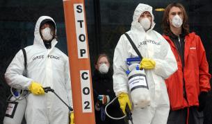 Протест на чешки активисти от "Грийнпийс"