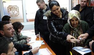 Партията на Хашим Тачи с най-много гласове на изборите в Косово 