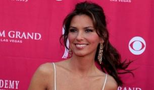 Шаная Туейн се сгоди 