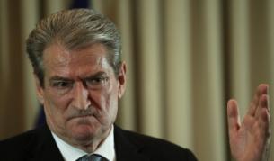 Албанският премиер Сали Бериша