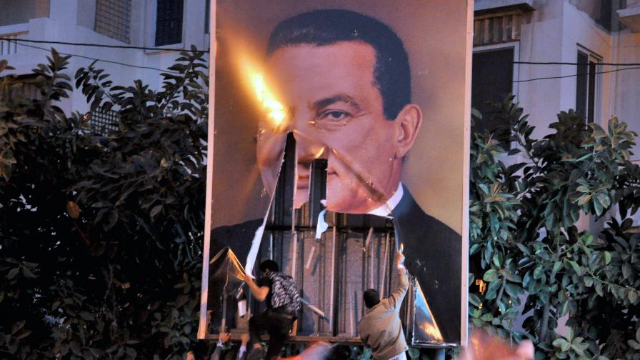 Мубарак - с гаранции за неприкосновеност 