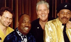 "Хот чокълит" с концерт в София на 28 февруари