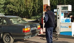 Обедняваме не само заради цените на горивата