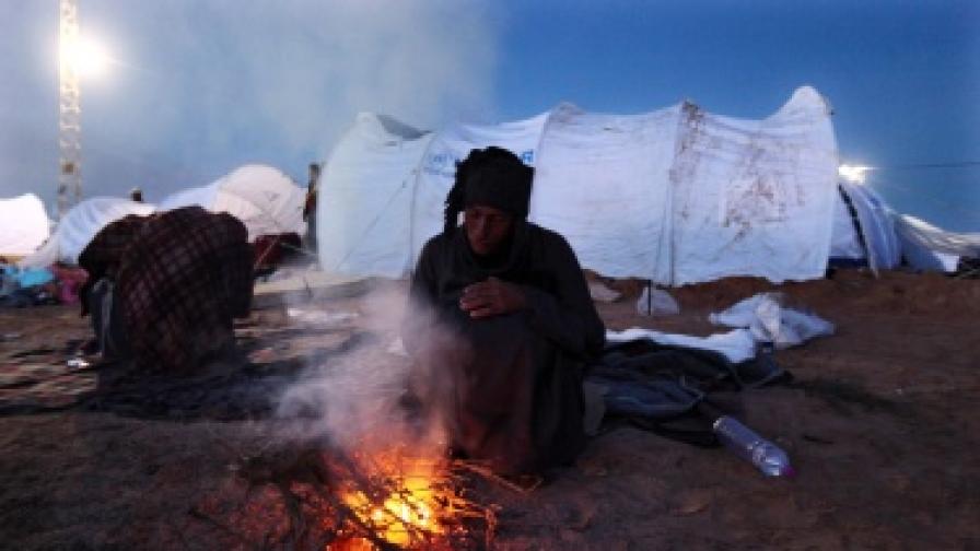 Египетски бежанци близо до либийско-тунизийската храница