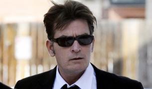 Чарли Шийн съди "Уорнър брос" за $100 млн.