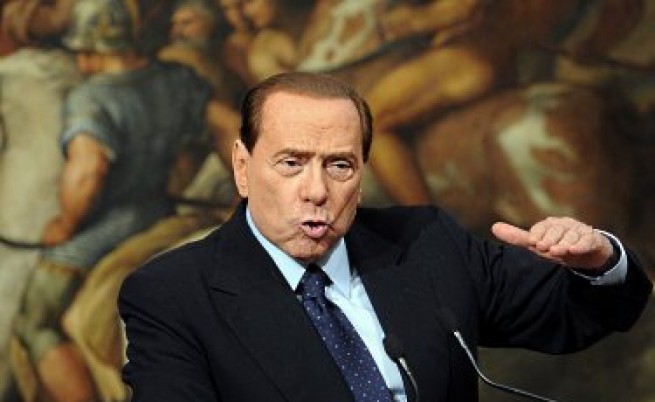 Берлускони: Твърде стар съм за толкова много секс