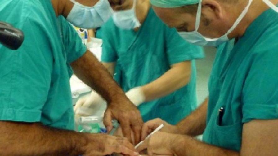 Първи случай на заразяване със СПИН след трансплантация 