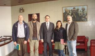 Освободените американски журналисти заедно с посланика на Турция в сградата на турското посолство в Триполи