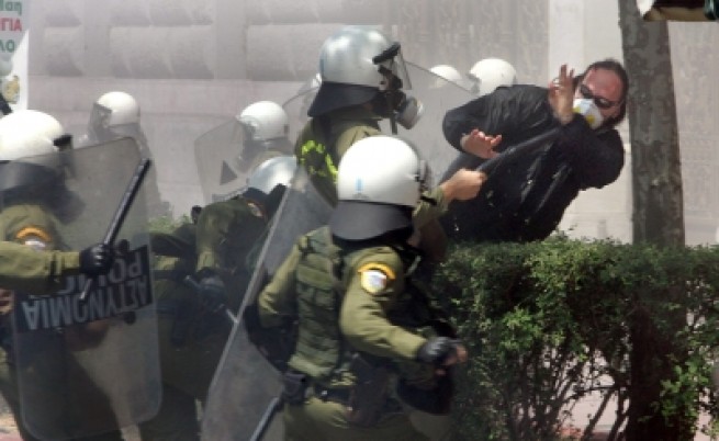 Стачката в Гърция свърши с ранени и задържани