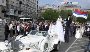Масова сватба в Белград