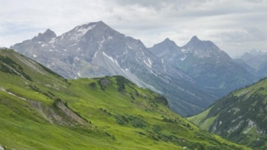Австрия продава планини