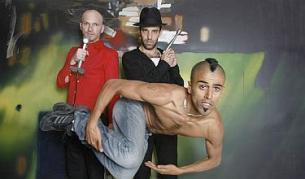 Израелци пеят за български мацки в Борисовата градина