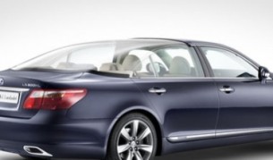 Сватбеният автомобил на принц Албер