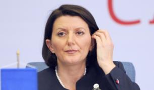 Президентът на Косово г-жа Атифете Яхяга