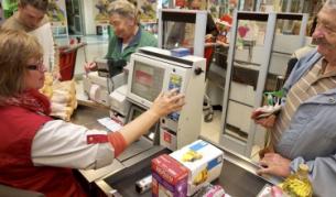 Стандартът на сърбите паднал с 60% за година 