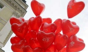 "Как да си намеря гадже?" питат на националната телефонна линия за деца 