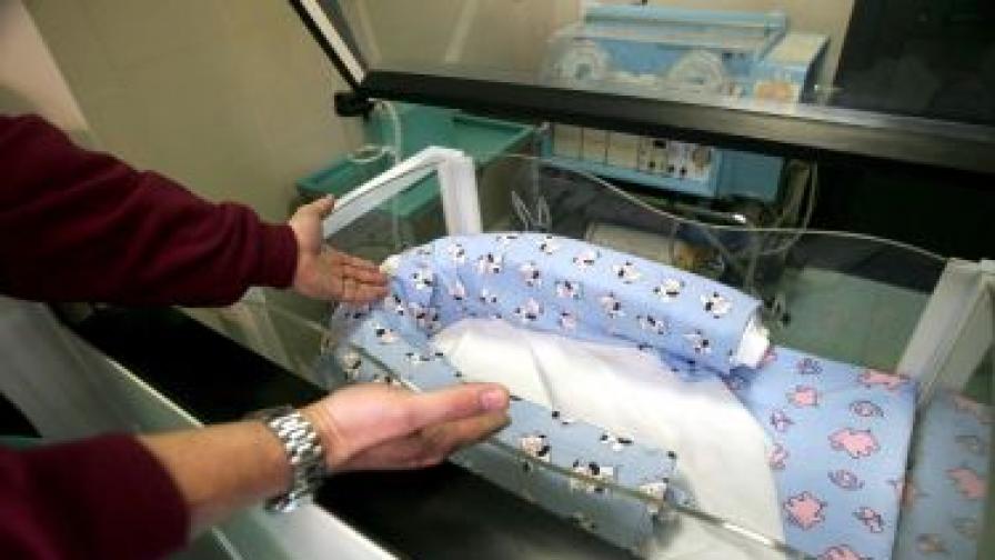 Десетки бебета заразени с туберкулоза в римска болница