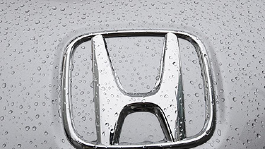 "Хонда" изтегля от пазарите 936 хил. автомобила