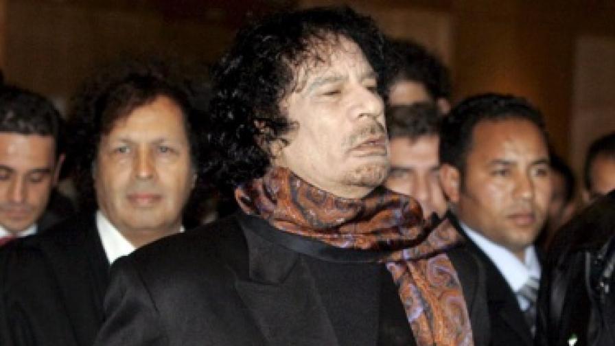 Кадафи искал да бъде като английската кралица