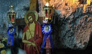 От полунощ до Коледа - пост телесен и духовен