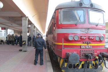 След повече от 7 часа подписаха КТД в "БДЖ - Пътнически превози" 