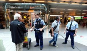 Холандия ще проверява дали имигрантите от Източна Европа са престъпници