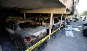 Германец с 37 обвинения за палеж в Лос Анджелис