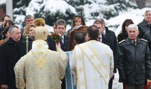 Почти всички владици са работили за Държавна сигурност