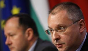 Лидерът на БСП Сергей Станишев и Михаил Миков