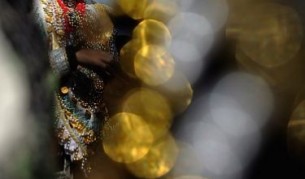 Гръцки свещеник изкопал 2 м дупка под олтар в търсене на съкровище