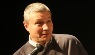 Критикът Митко Новков е коментатор на вестник "Култура"