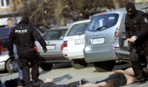 Ограничават полицейските правомощия със закон