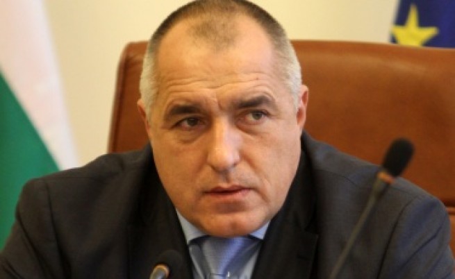 Борисов: Служителите няма да връщат бонуси, само политическите кабинети