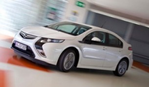 "Опел Ампера": Автомобил на 2012 г. за Европа