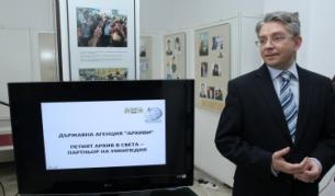 Председателят на Държавна агенция "Архиви" Мартин Иванов: Влизаме в "Уикипедия"