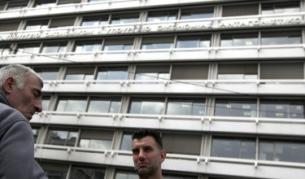 Гърция: Голяма чистка в министерствата 